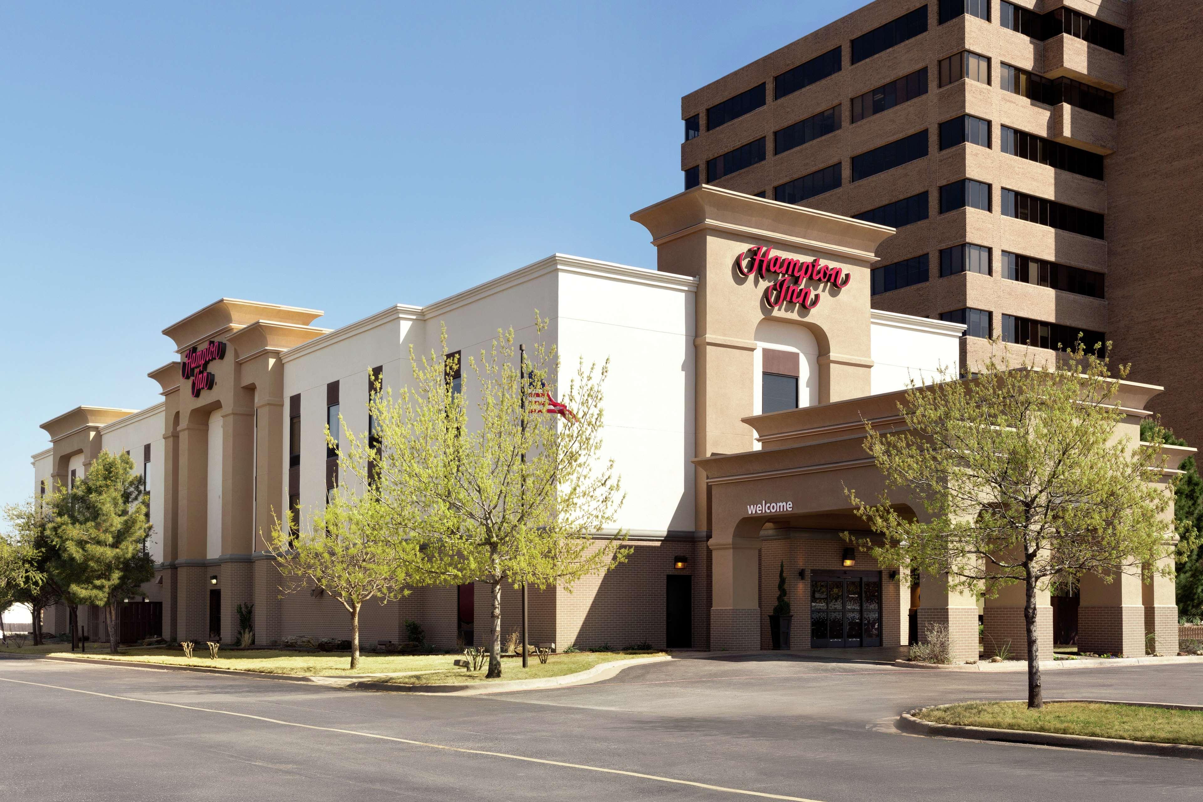 Hampton Inn Wichita Falls-Sikes Senter Mall Bagian luar foto