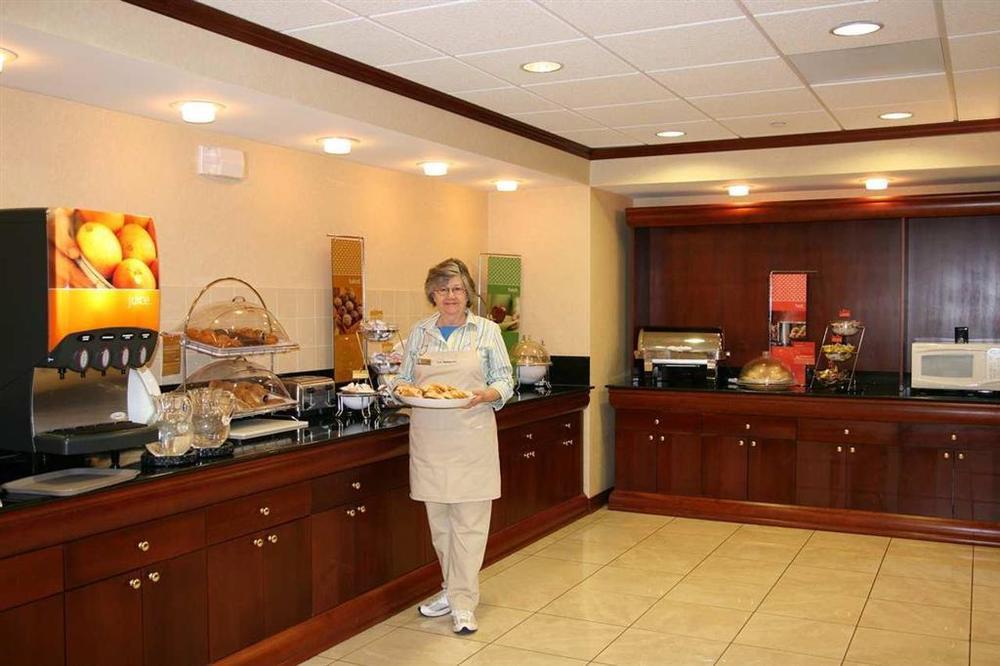 Hampton Inn Wichita Falls-Sikes Senter Mall Restoran foto