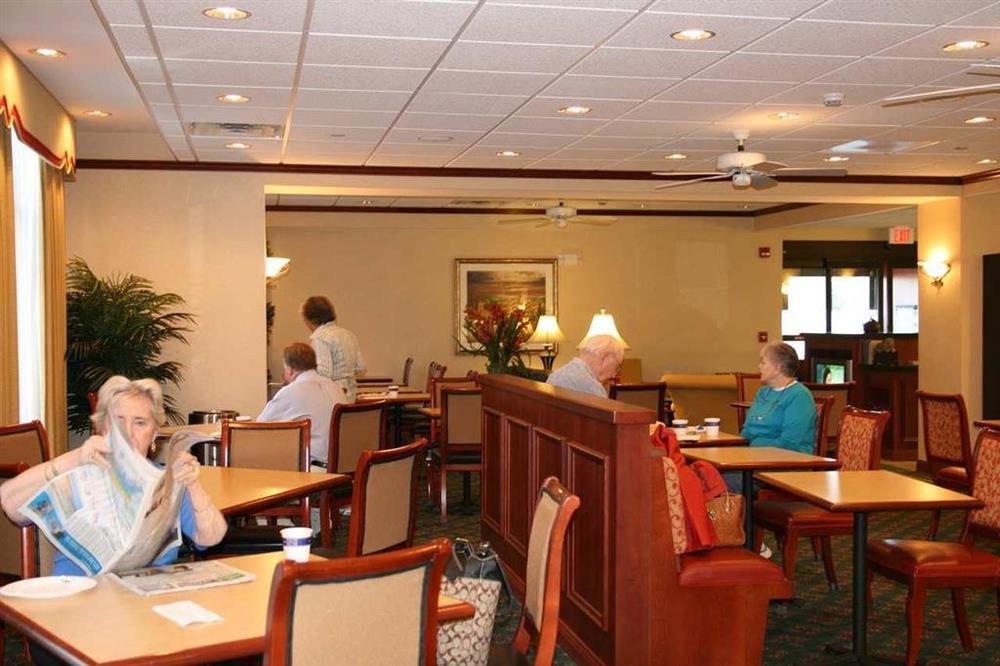 Hampton Inn Wichita Falls-Sikes Senter Mall Restoran foto