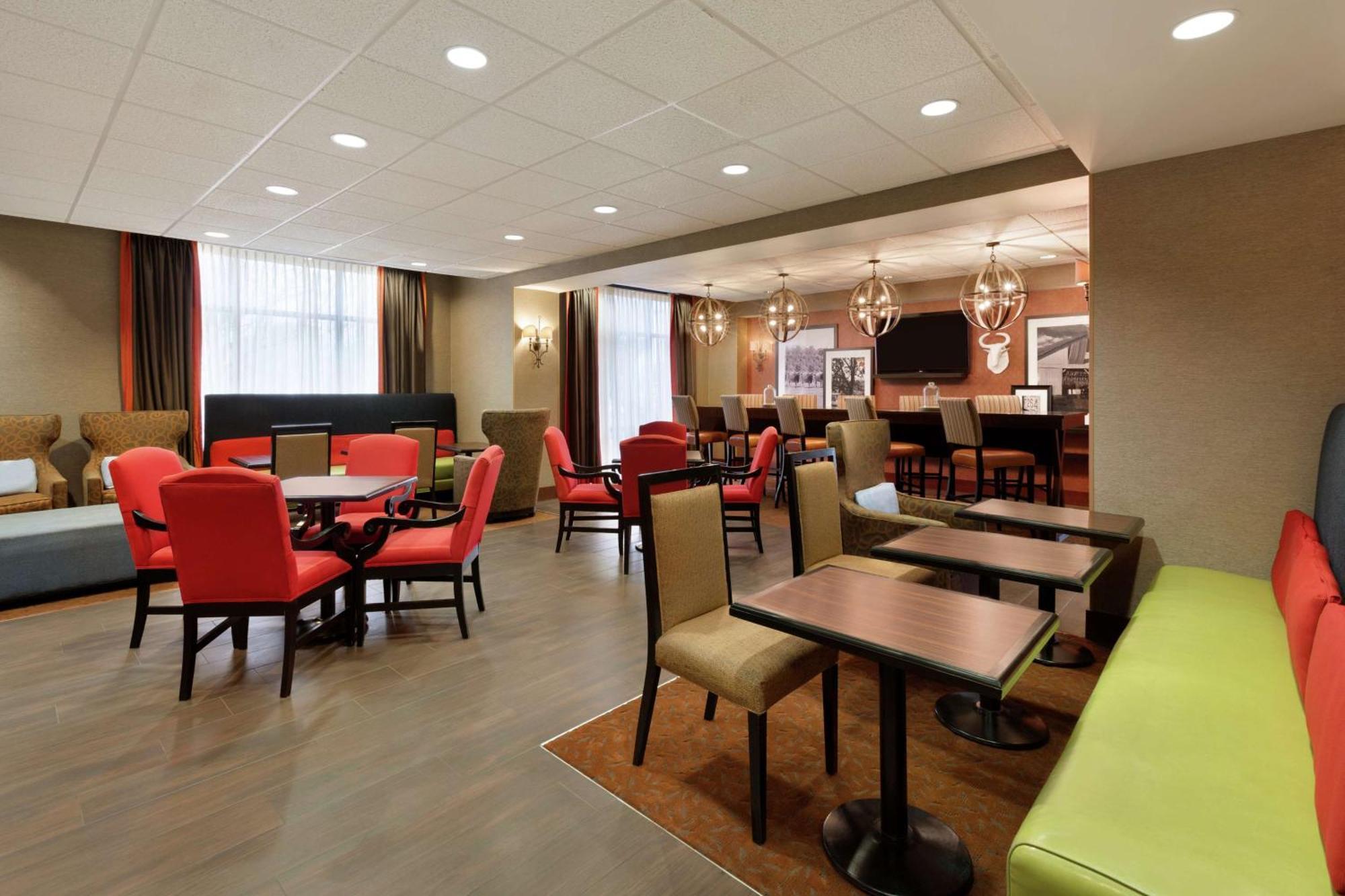 Hampton Inn Wichita Falls-Sikes Senter Mall Bagian luar foto