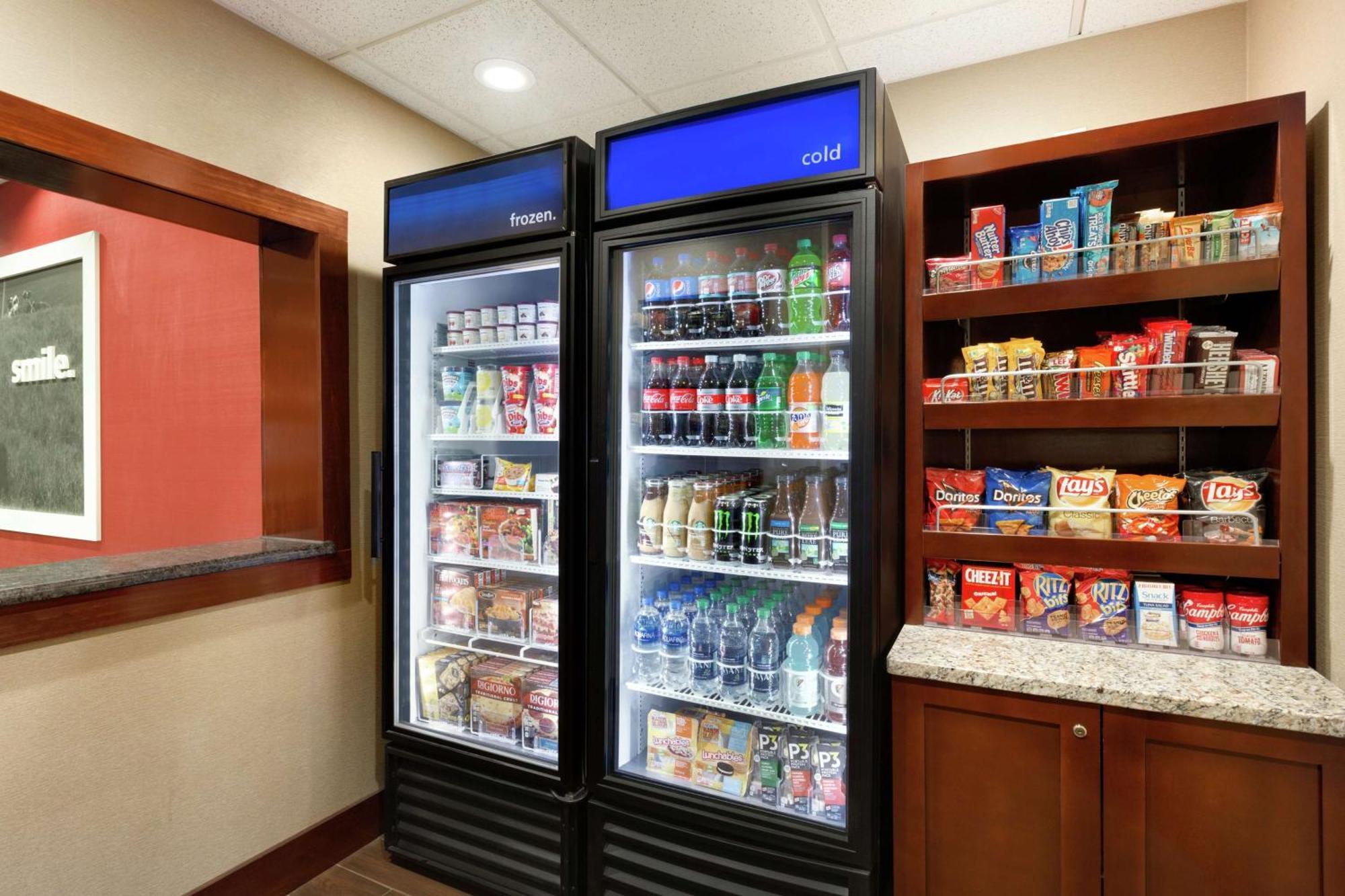 Hampton Inn Wichita Falls-Sikes Senter Mall Bagian luar foto