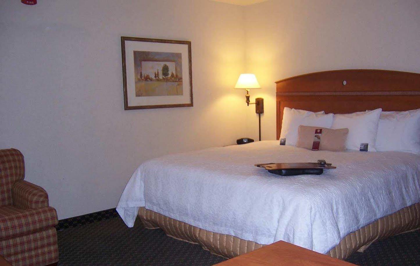 Hampton Inn Wichita Falls-Sikes Senter Mall Bagian luar foto