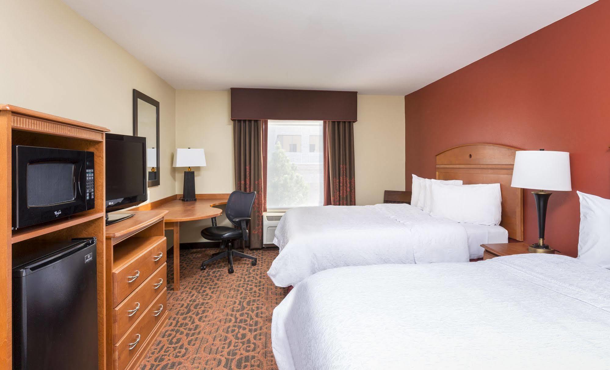 Hampton Inn Wichita Falls-Sikes Senter Mall Bagian luar foto